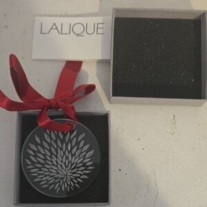 Lalique 2006 Glass Ornament Vibrations In Box
